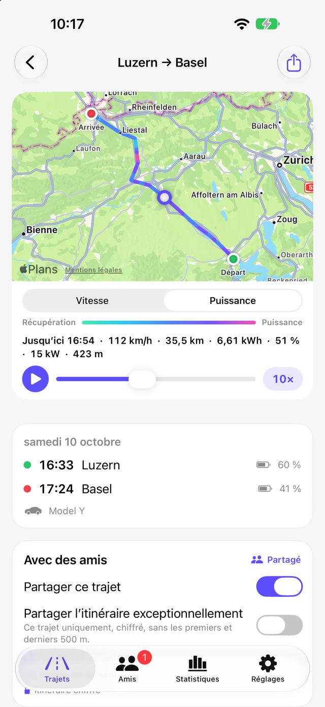 Un trajet dans Tespit Social avec l’itinéraire coloré sur la carte